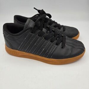 K-Swiss Classic VN Black Gum Sole Sneakers Youth Size 2 Lace Up‎ Shoes